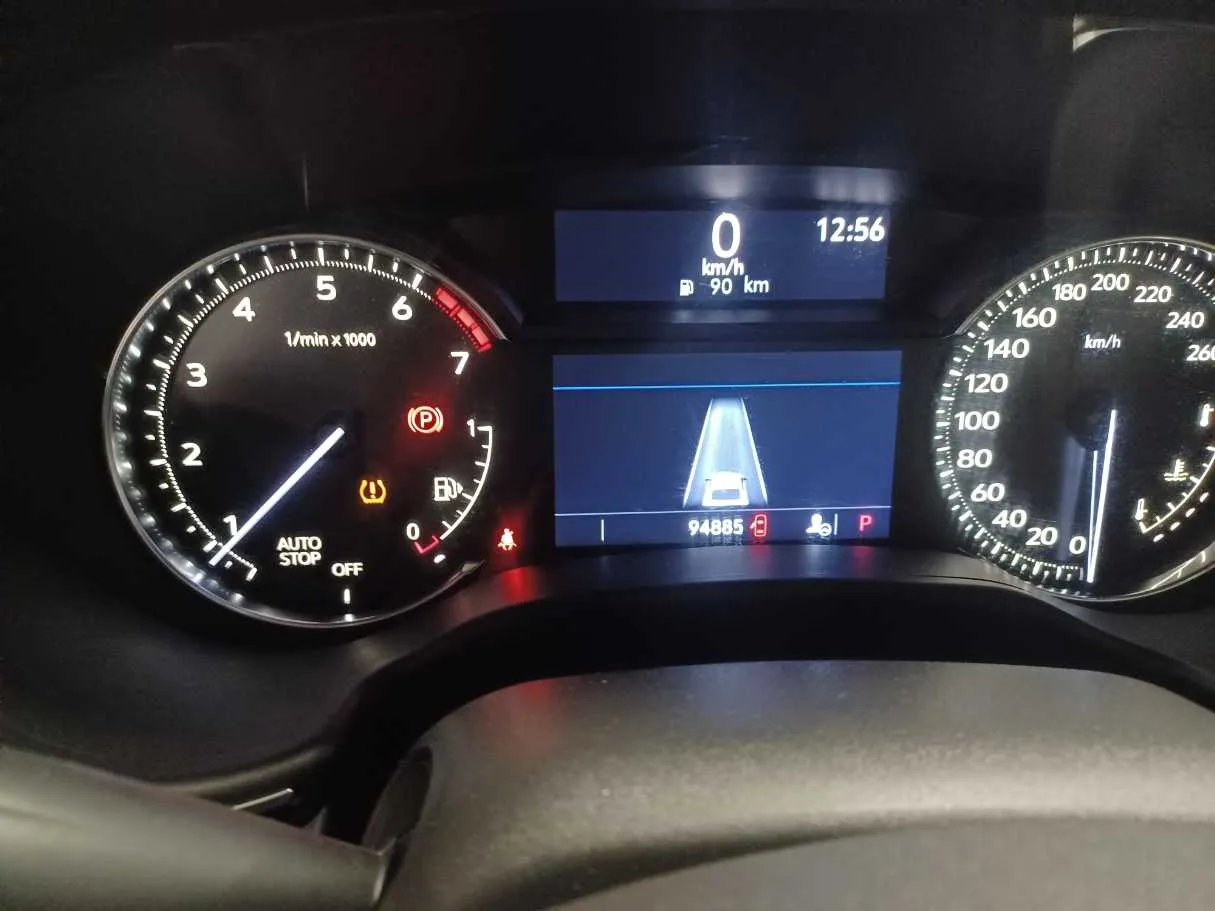 Car image 22