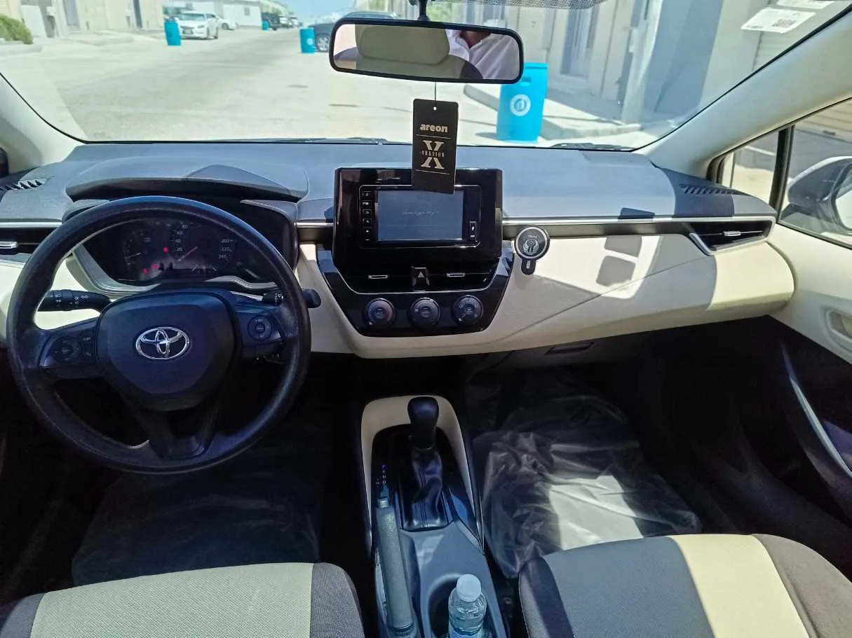 Car image 20