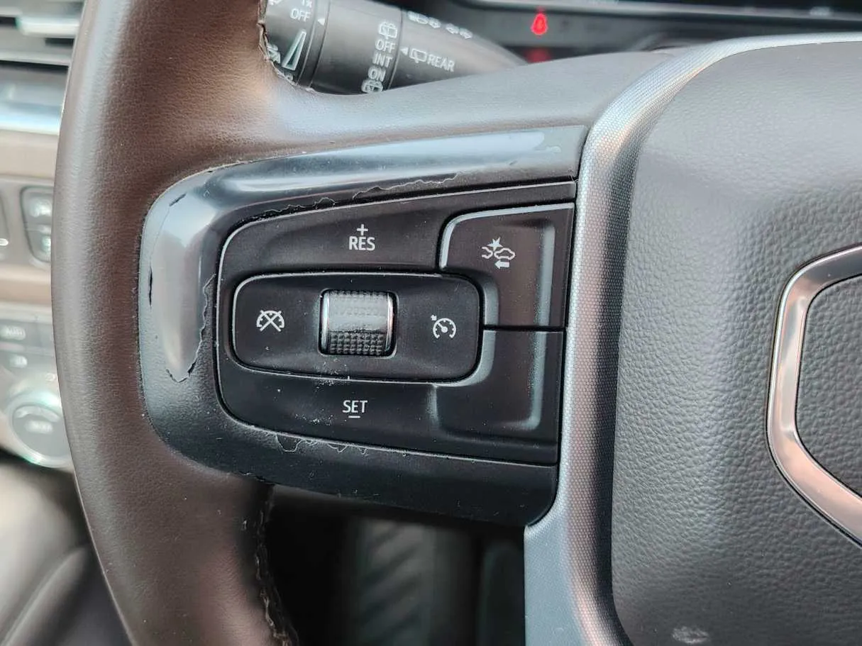 Car image 34