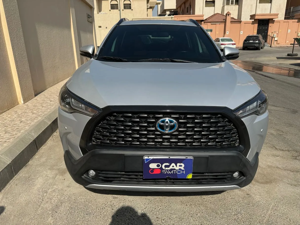 Car image 2