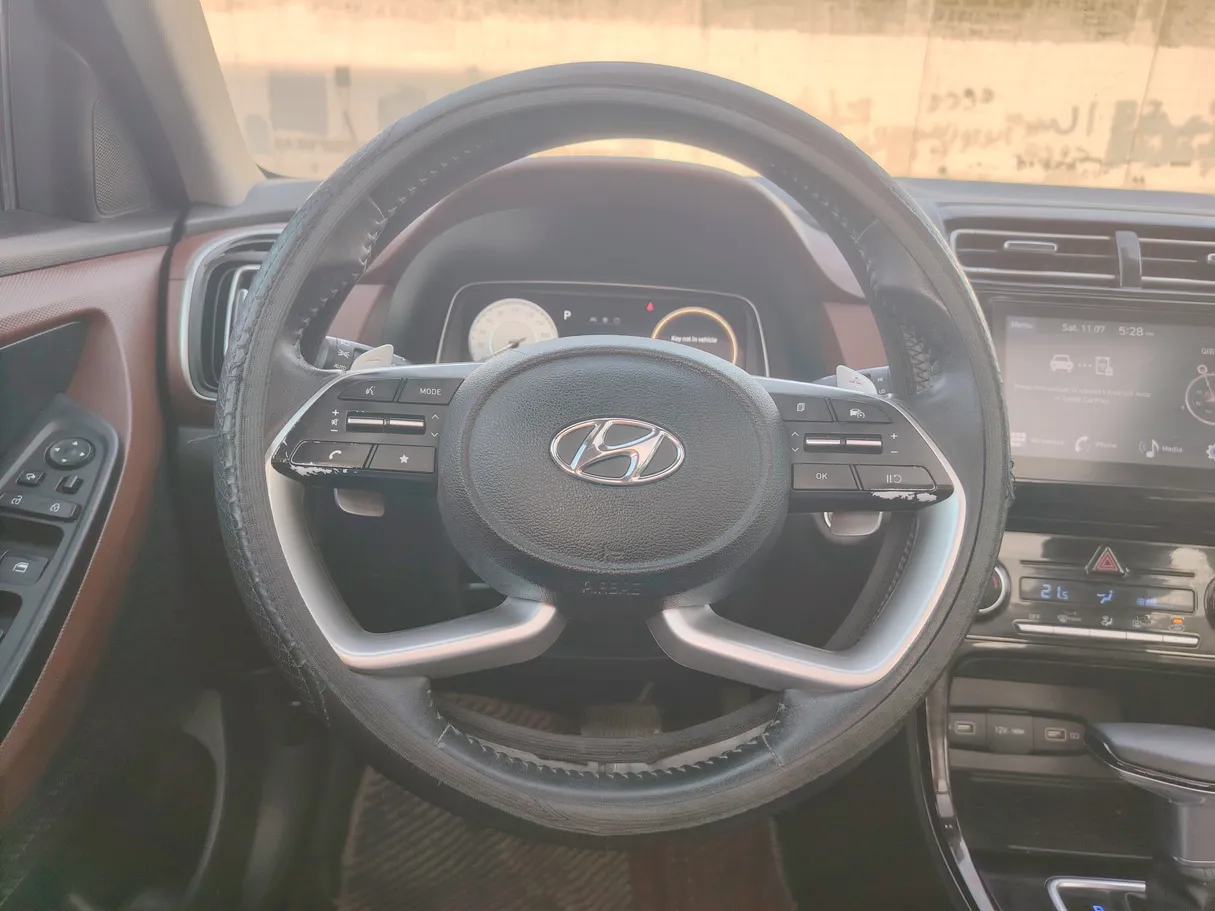 Car image 22
