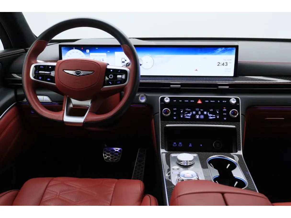 Car image 15