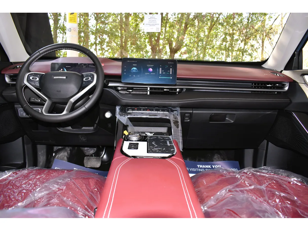 Car image 13