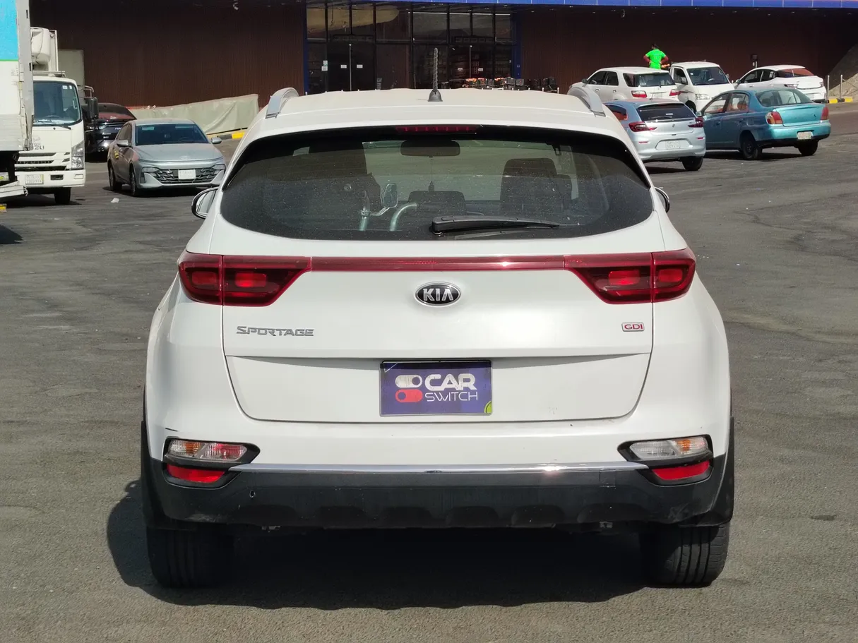 Car image 6