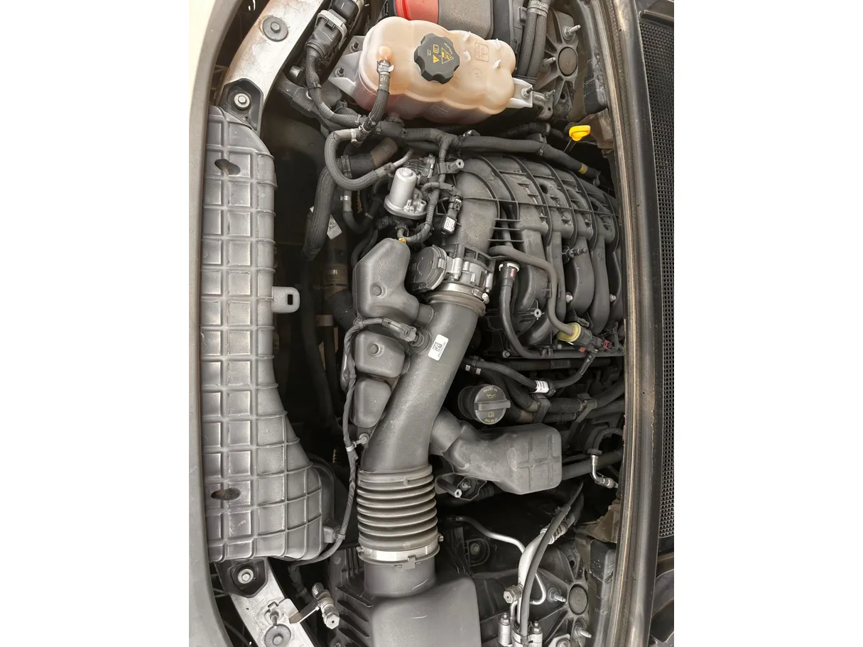Car image 31