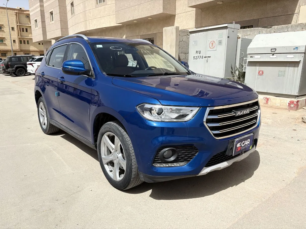 Car image 3