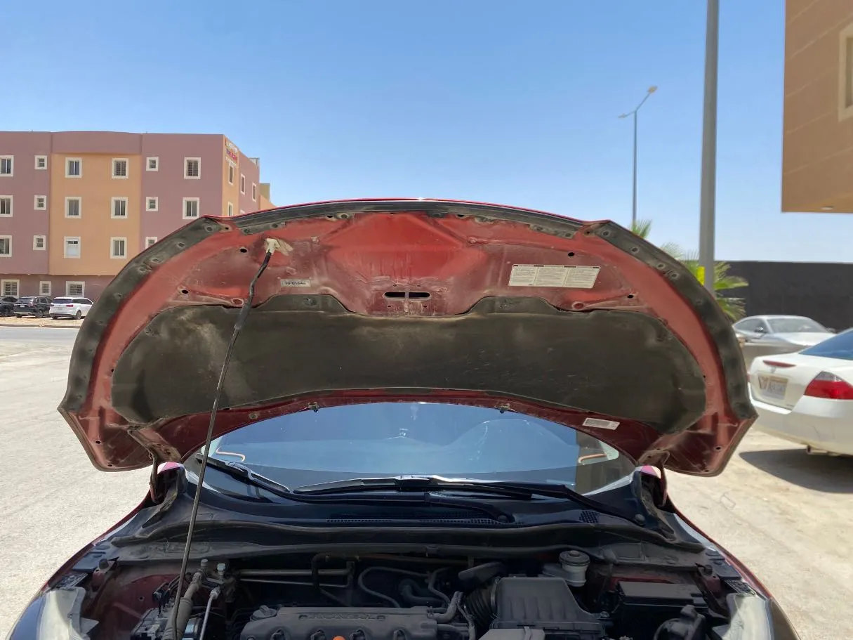 Car image 24