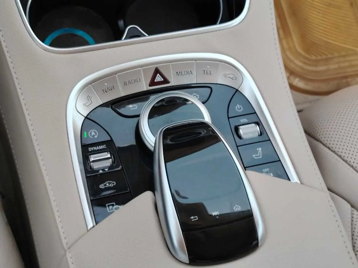 Car image 21