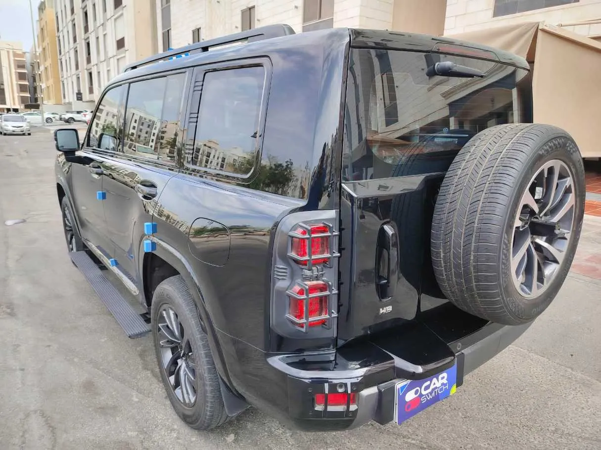 Car image 6