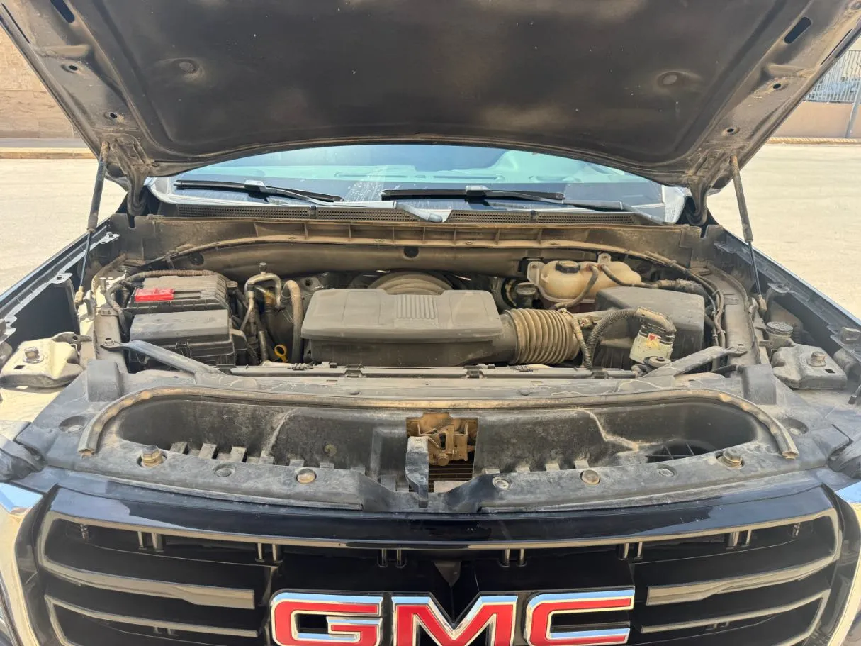Car image 23