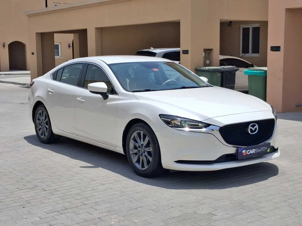 Car image 3