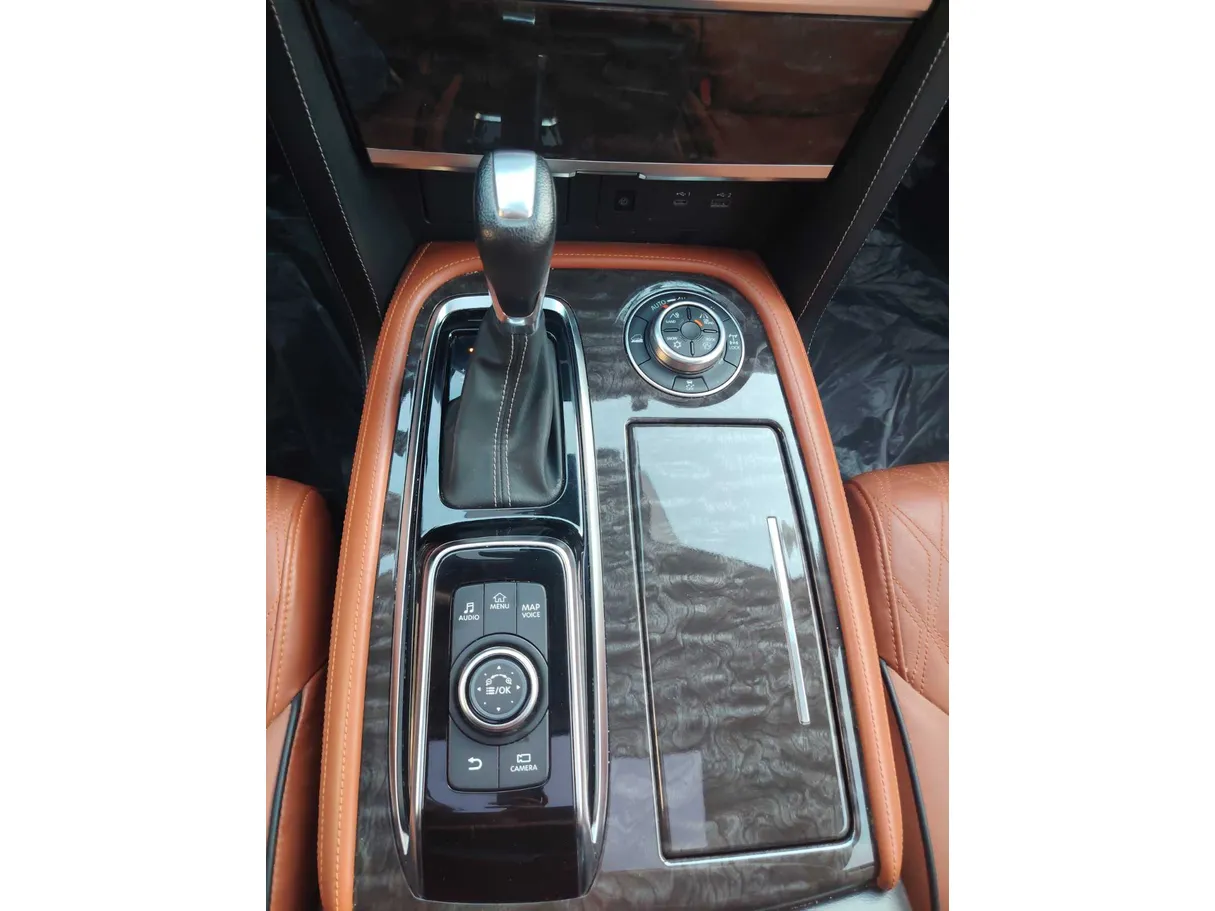 Car image 21