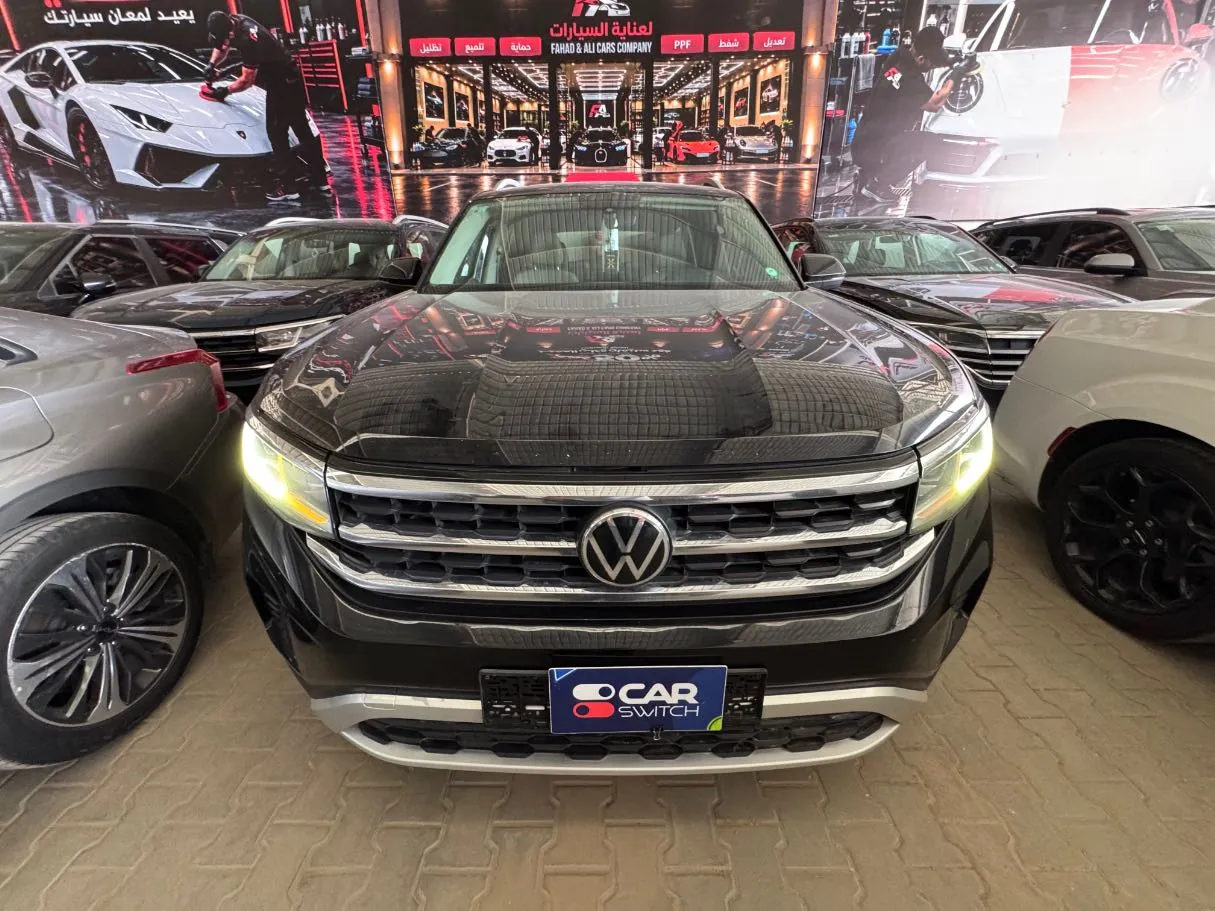Car image 20