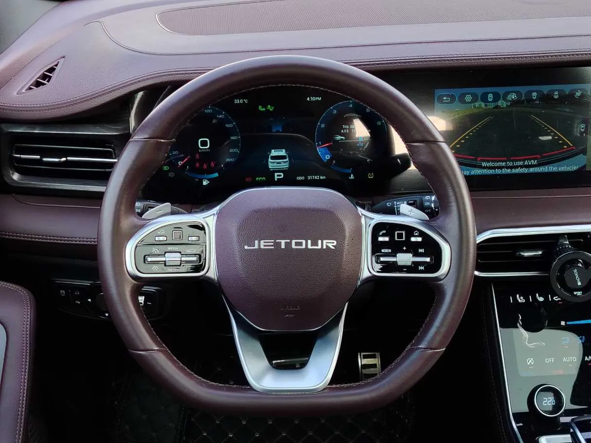 Car image 25