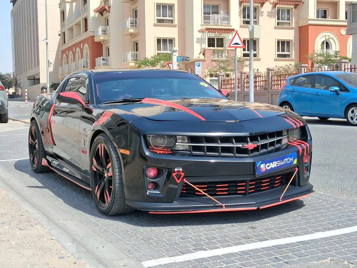 Car image 3