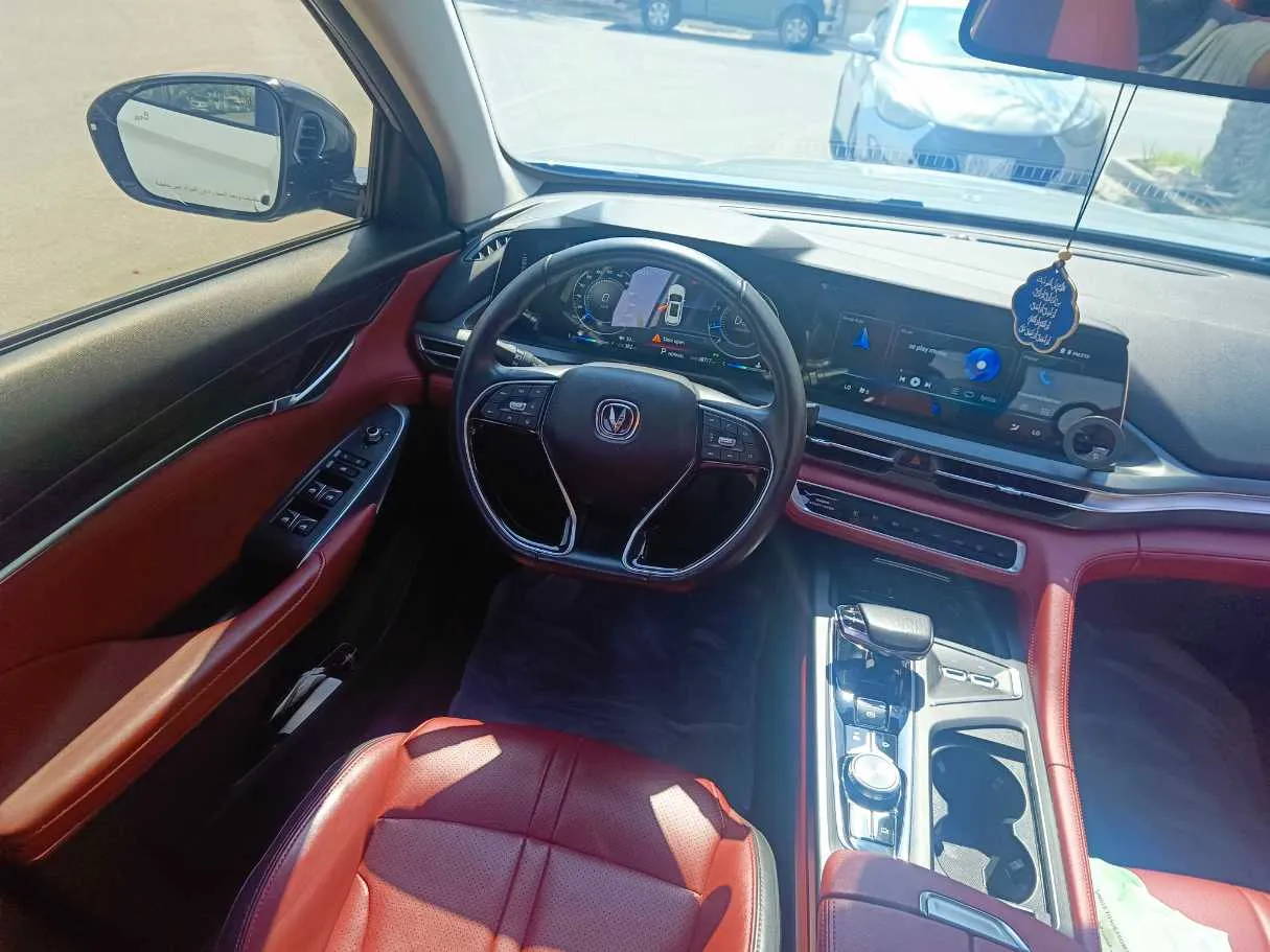 Car image 21
