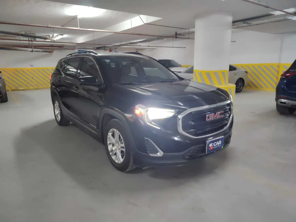 Car image 3