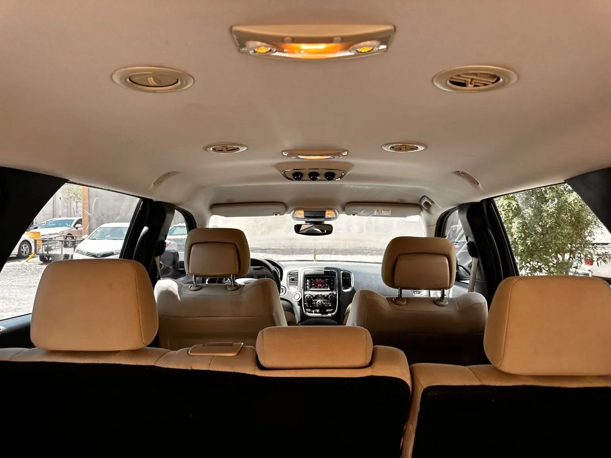 Car image 24