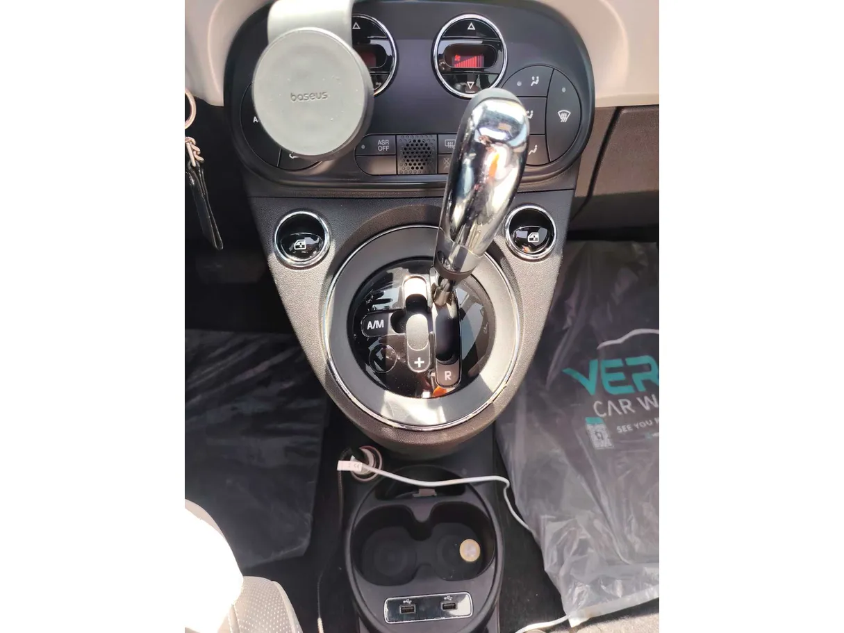 Car image 20
