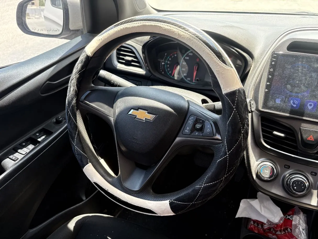 Car image 22