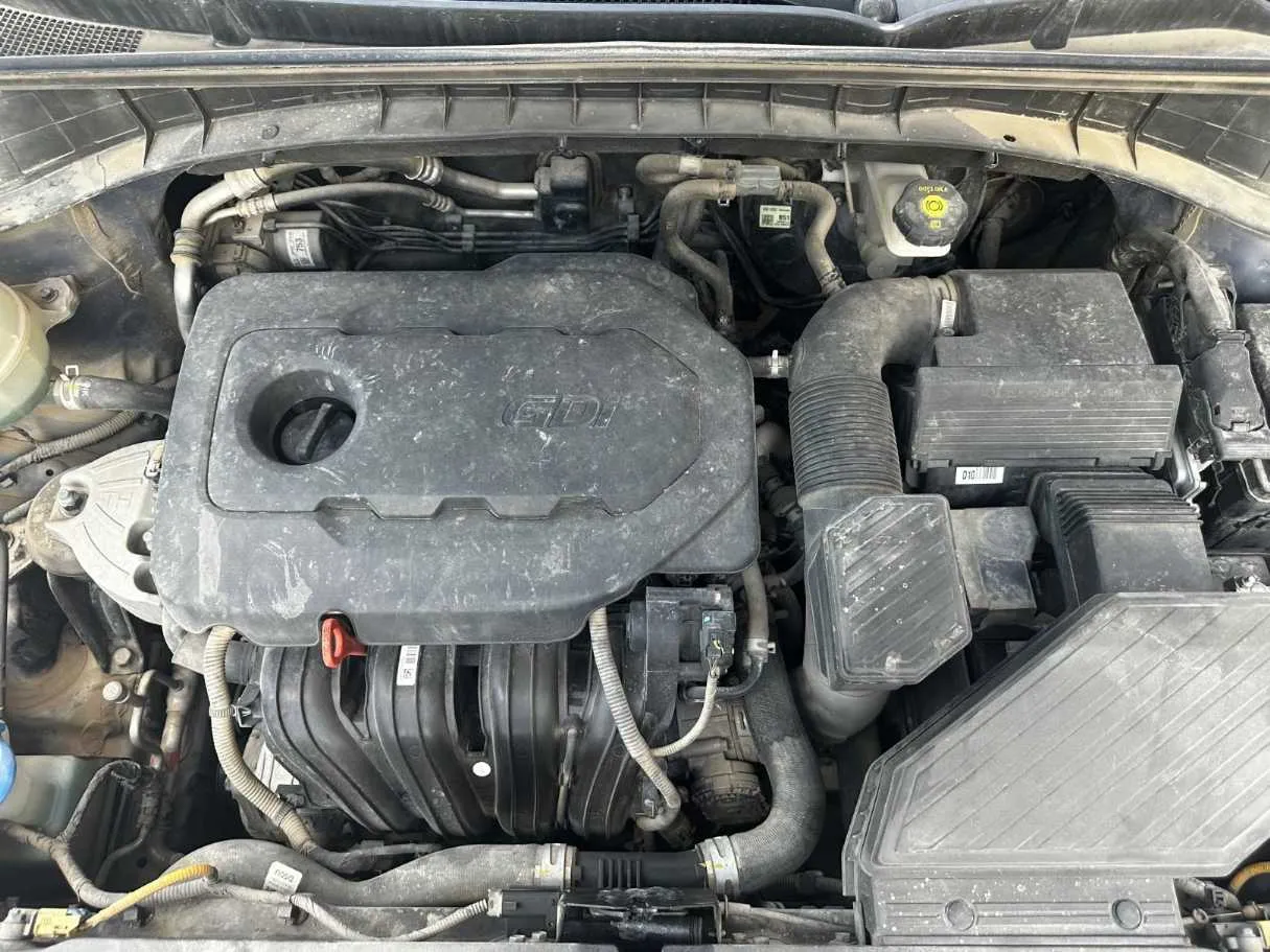 Car image 29
