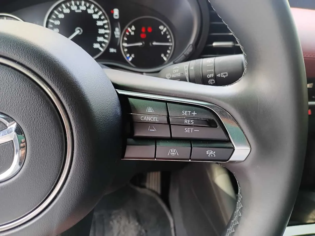 Car image 22