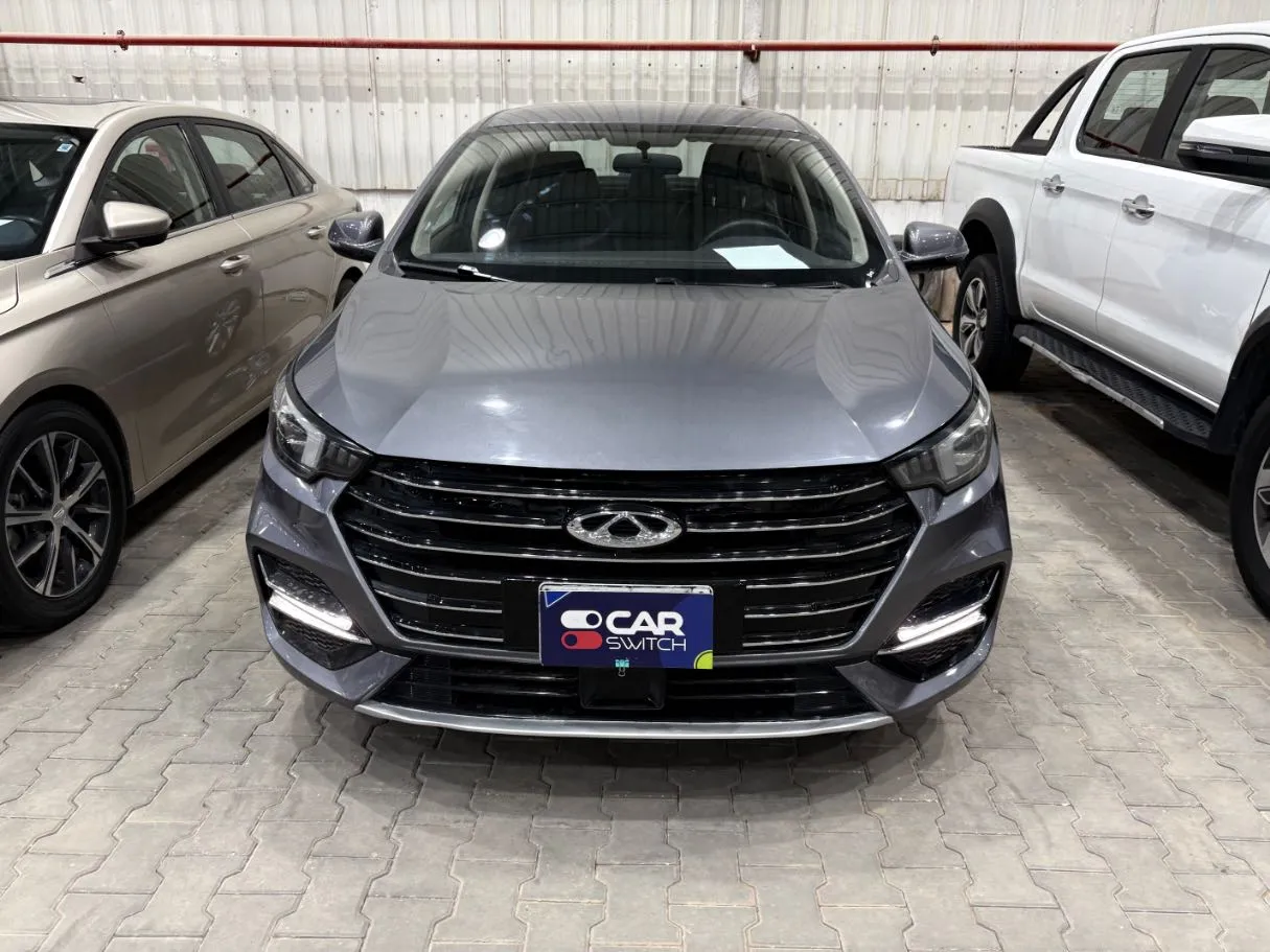 Car image 2