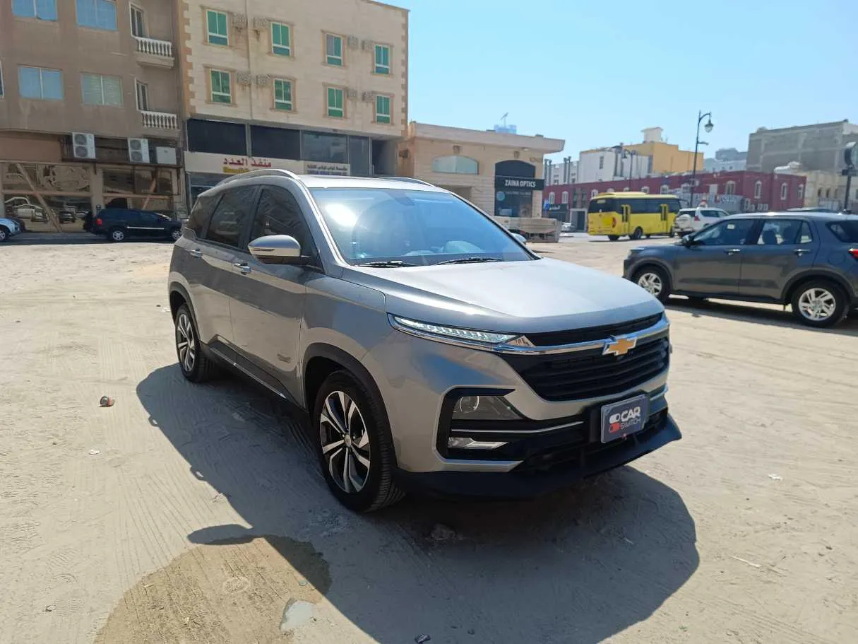 Car image 3