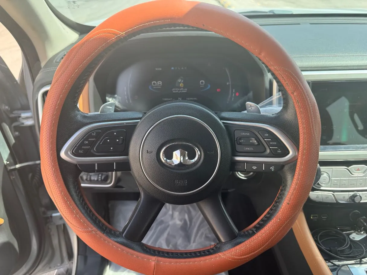 Car image 21