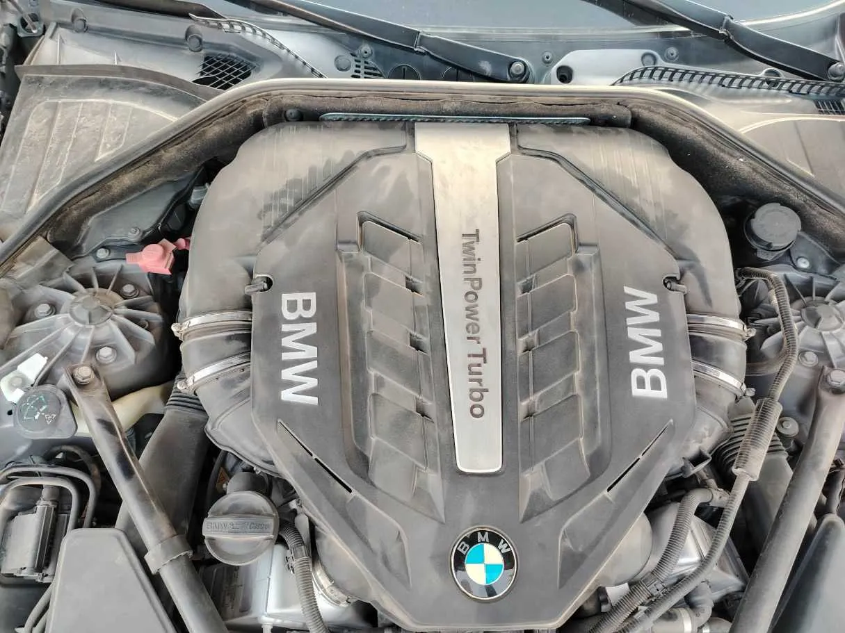 Car image 48