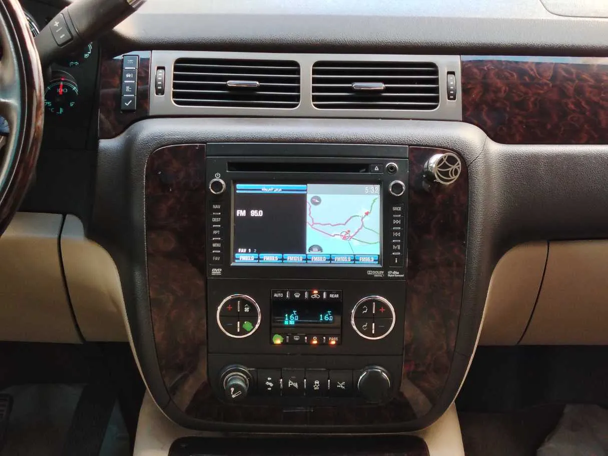 Car image 22