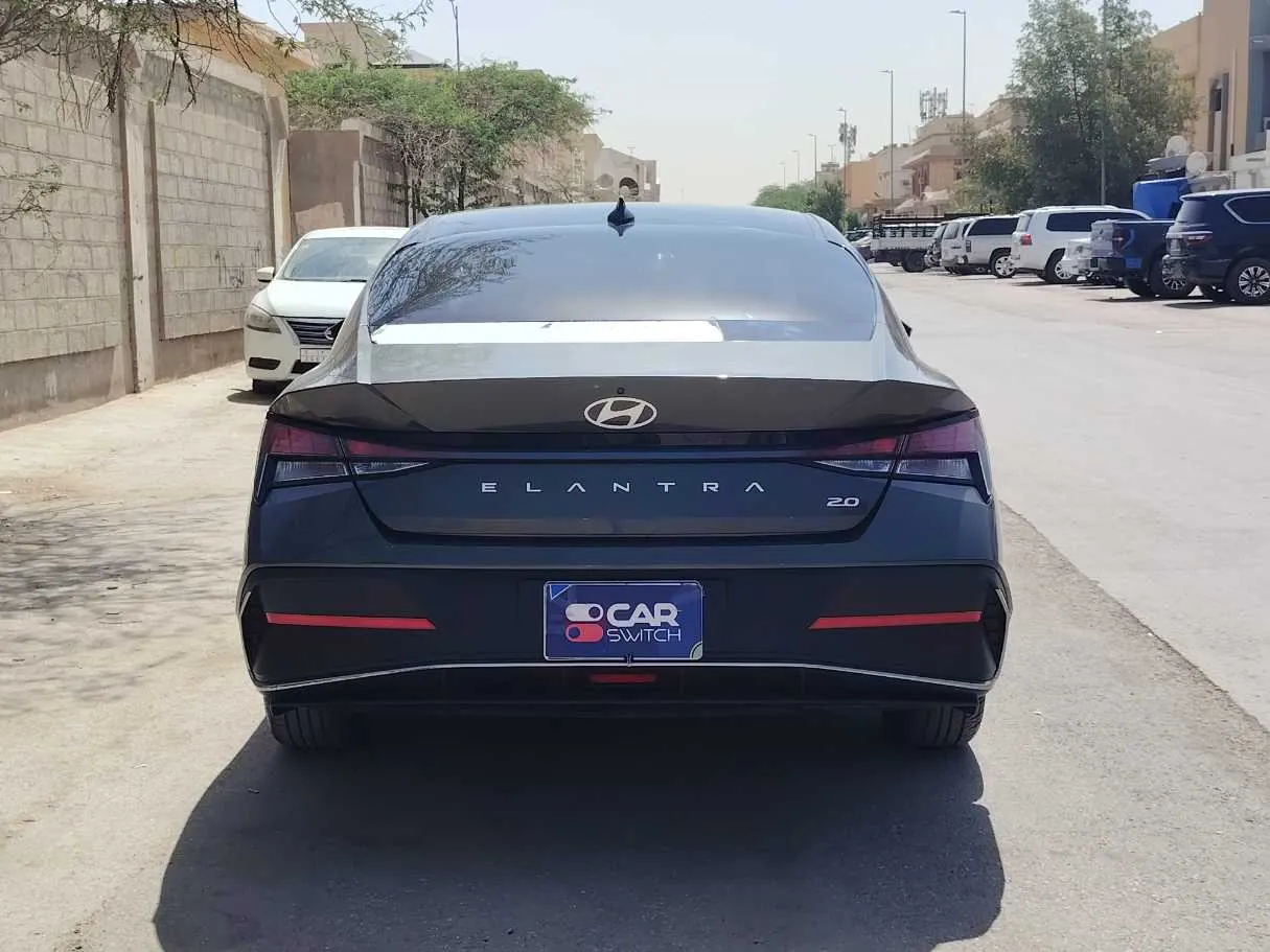 Car image 6
