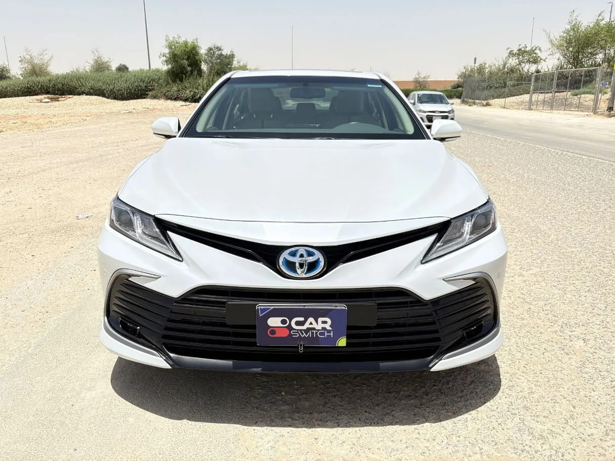 Car image 2