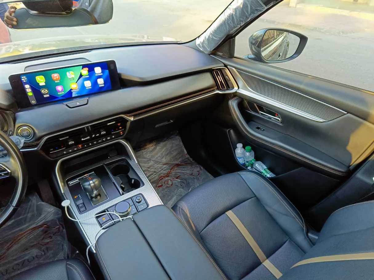 Car image 38