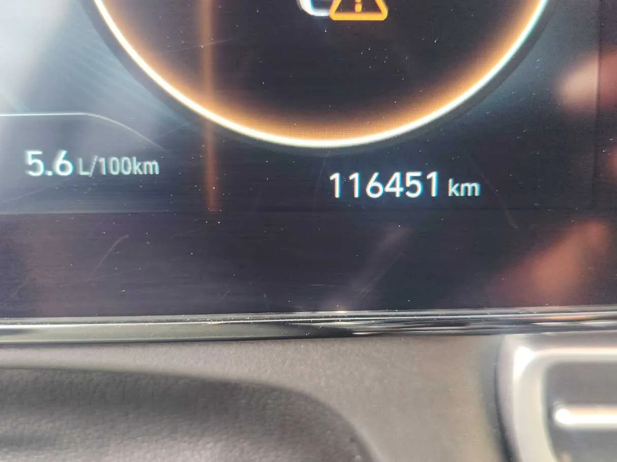 Car image 22