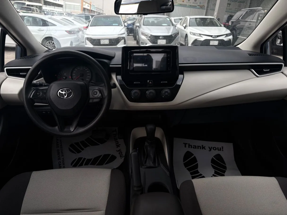 Car image 19