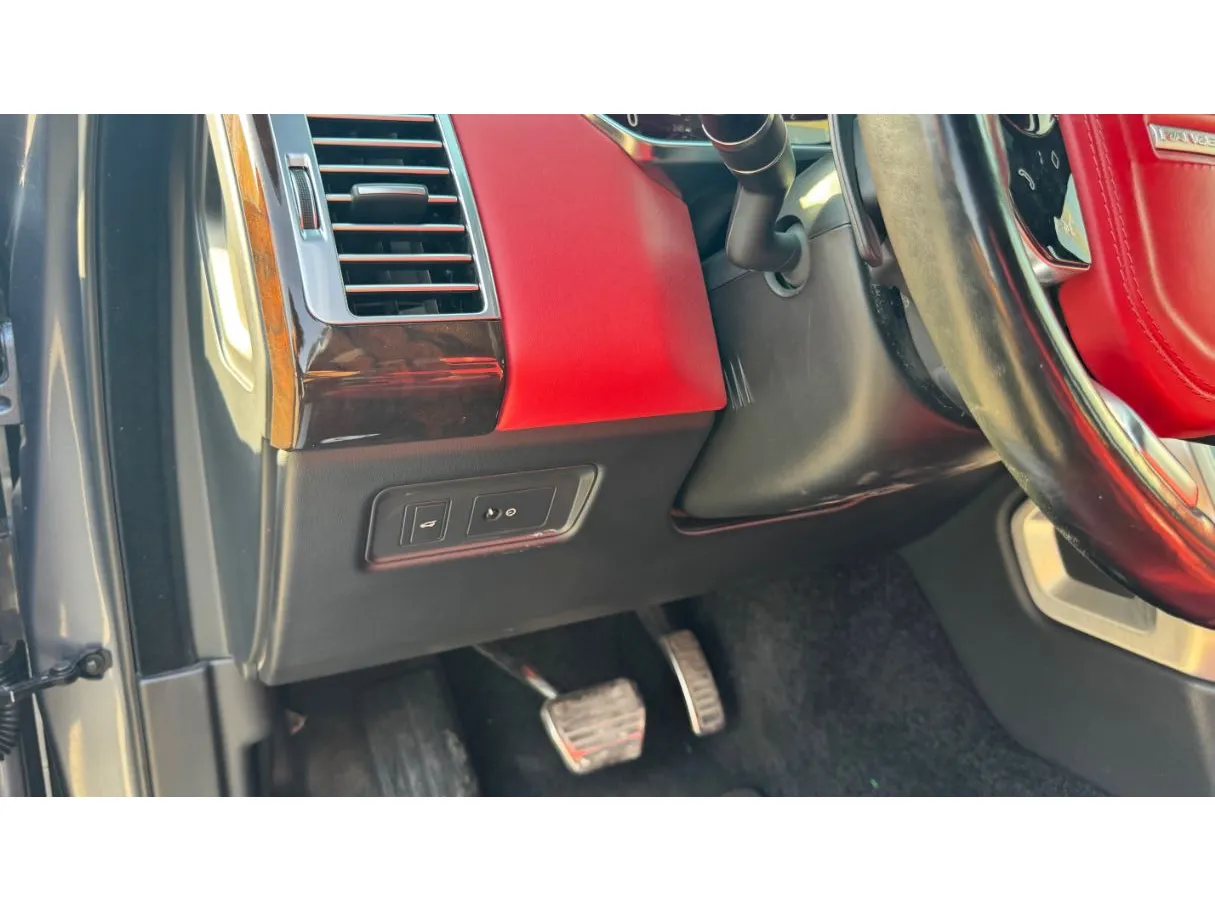 Car image 27