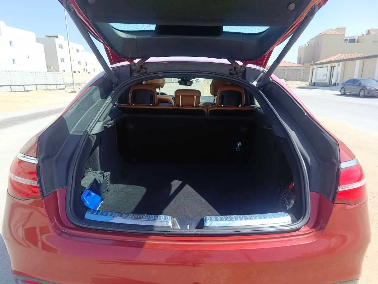 Car image 31