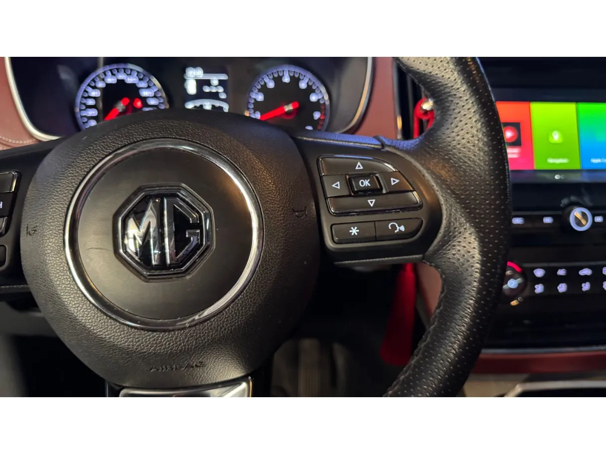 Car image 20