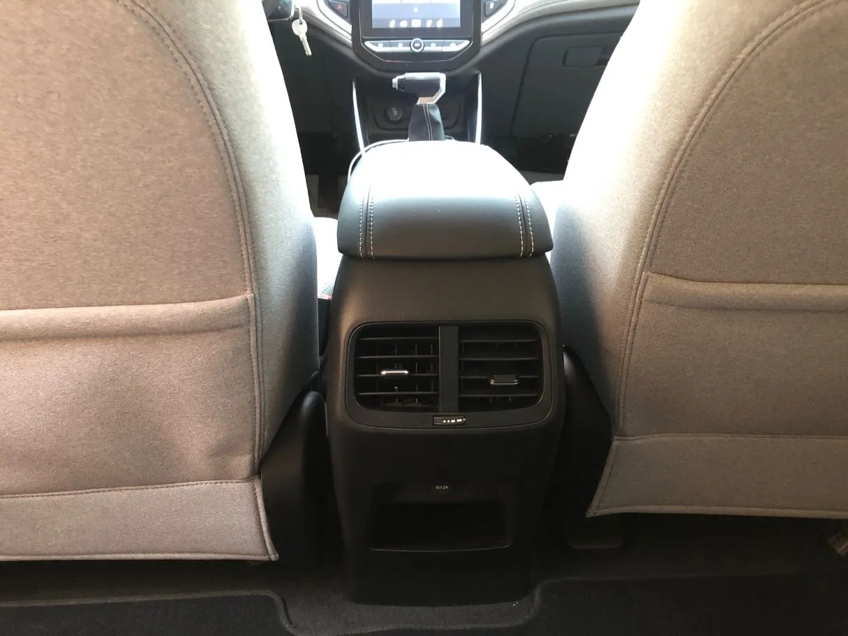 Car image 21