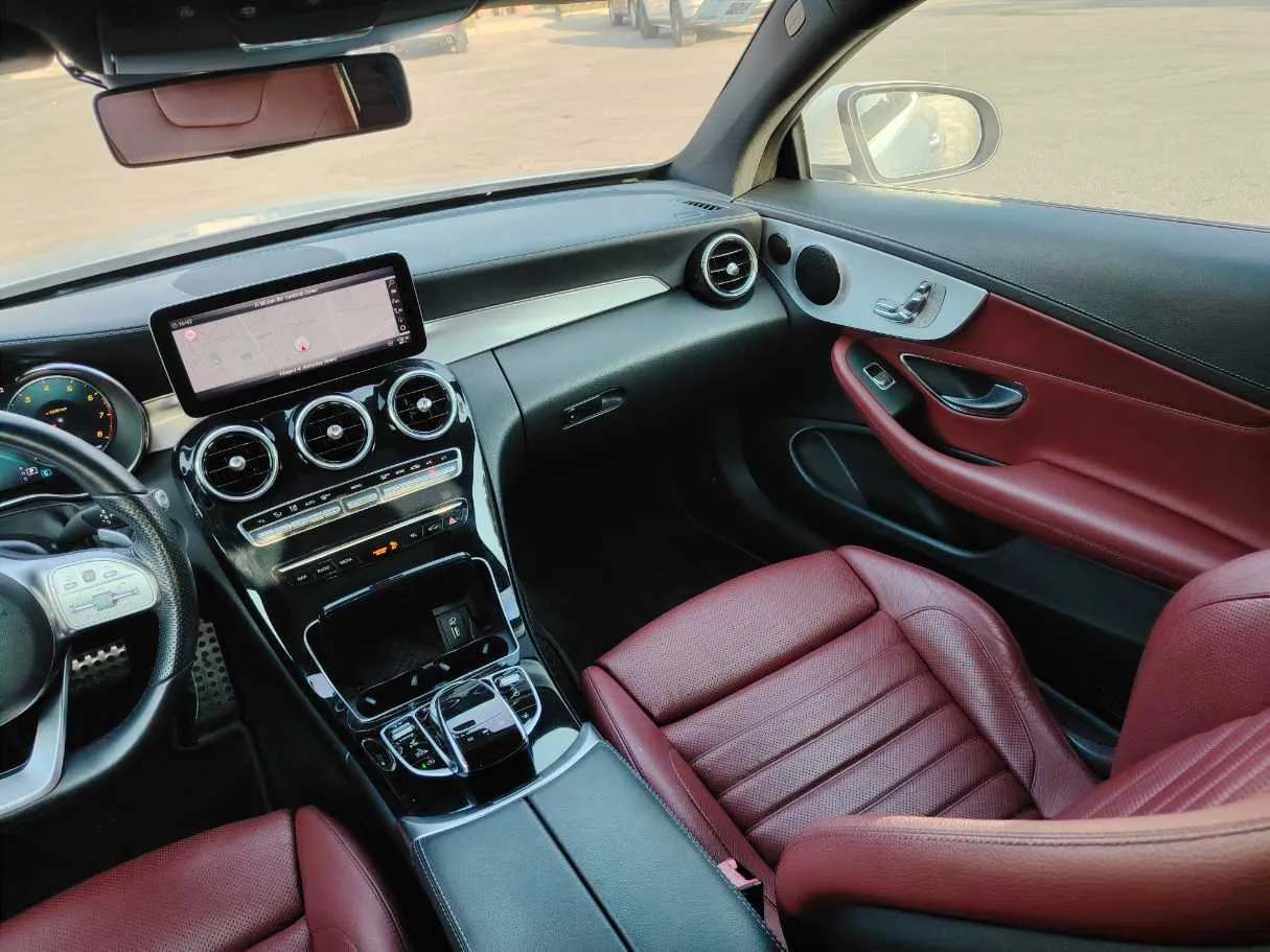Car image 20