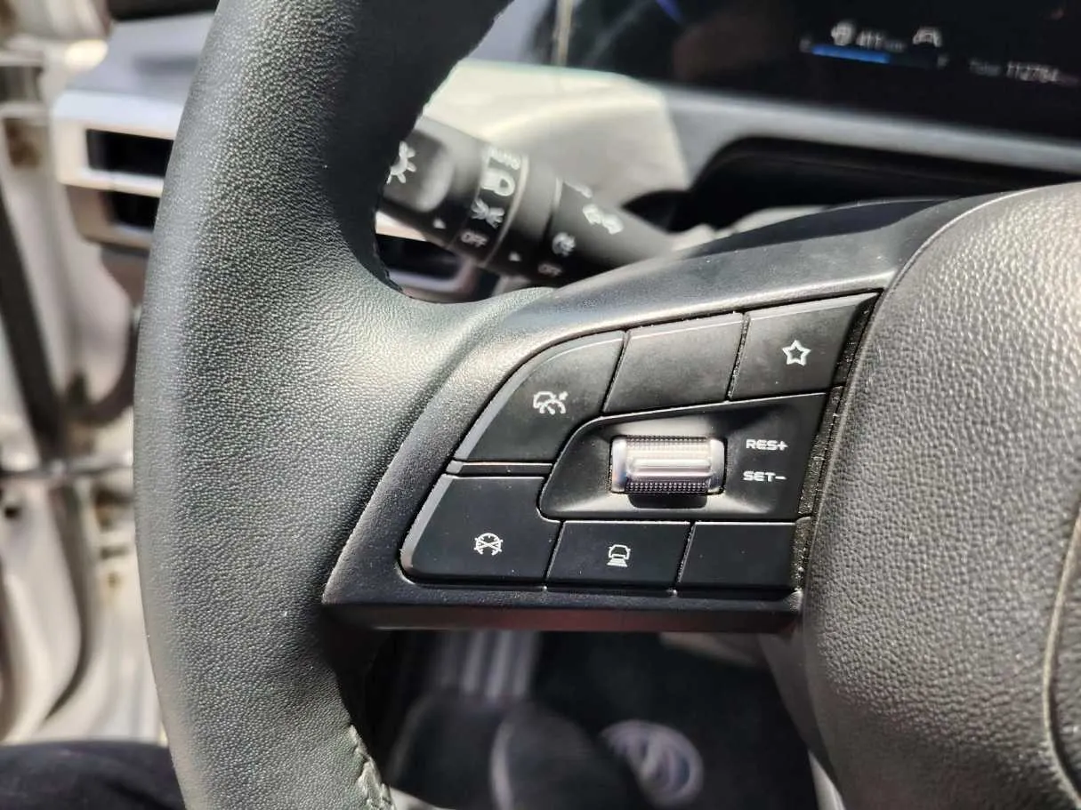 Car image 39