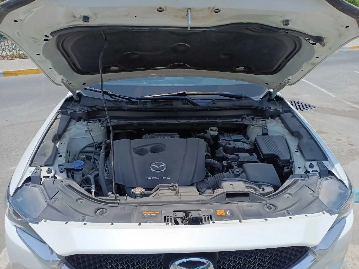 Car image 21