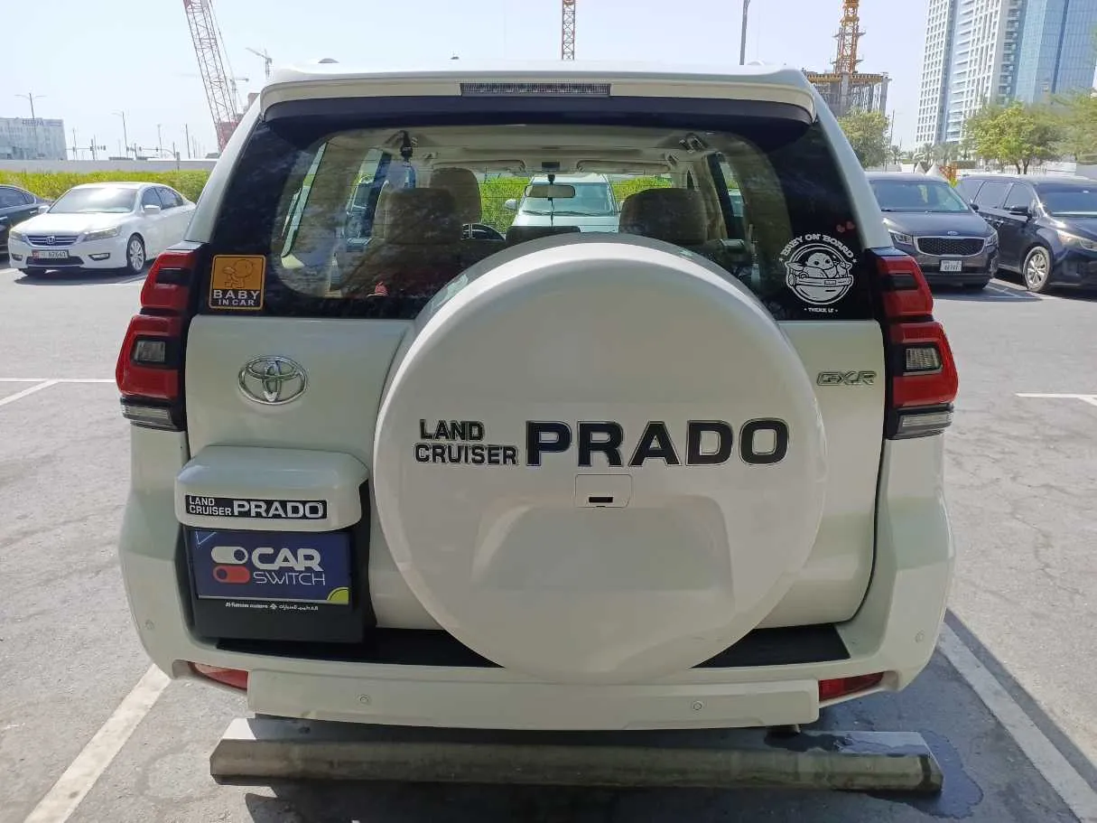 Car image 6