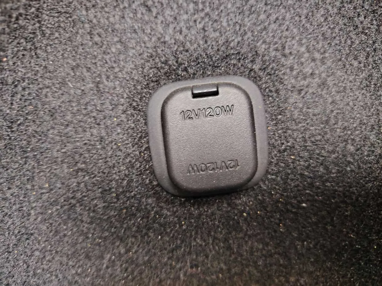 Car image 35