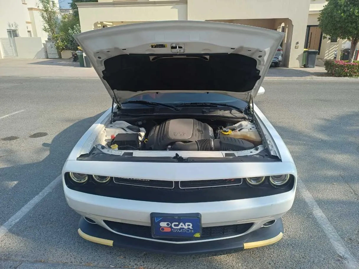 Car image 23