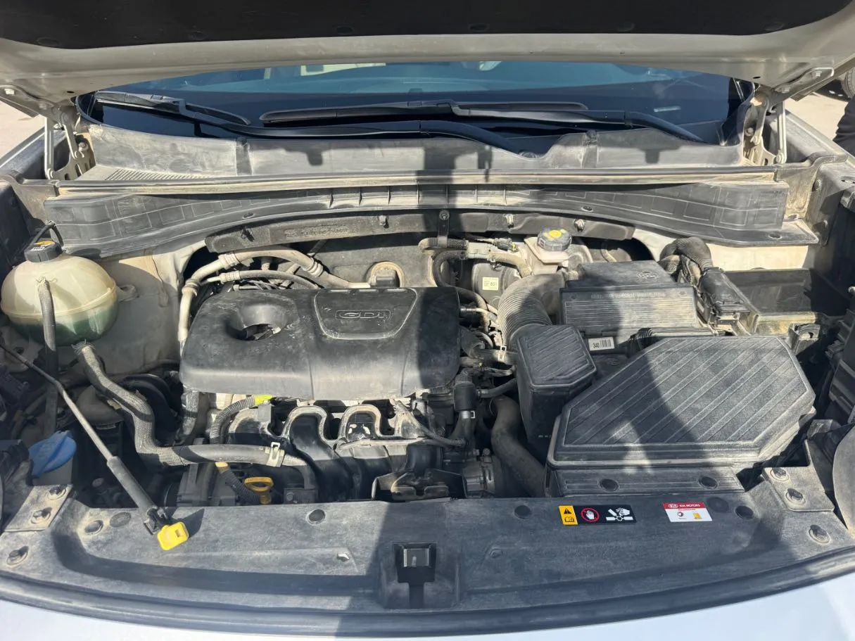 Car image 21