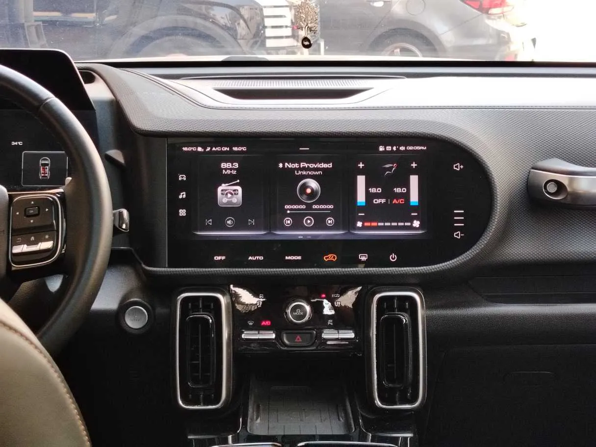 Car image 21