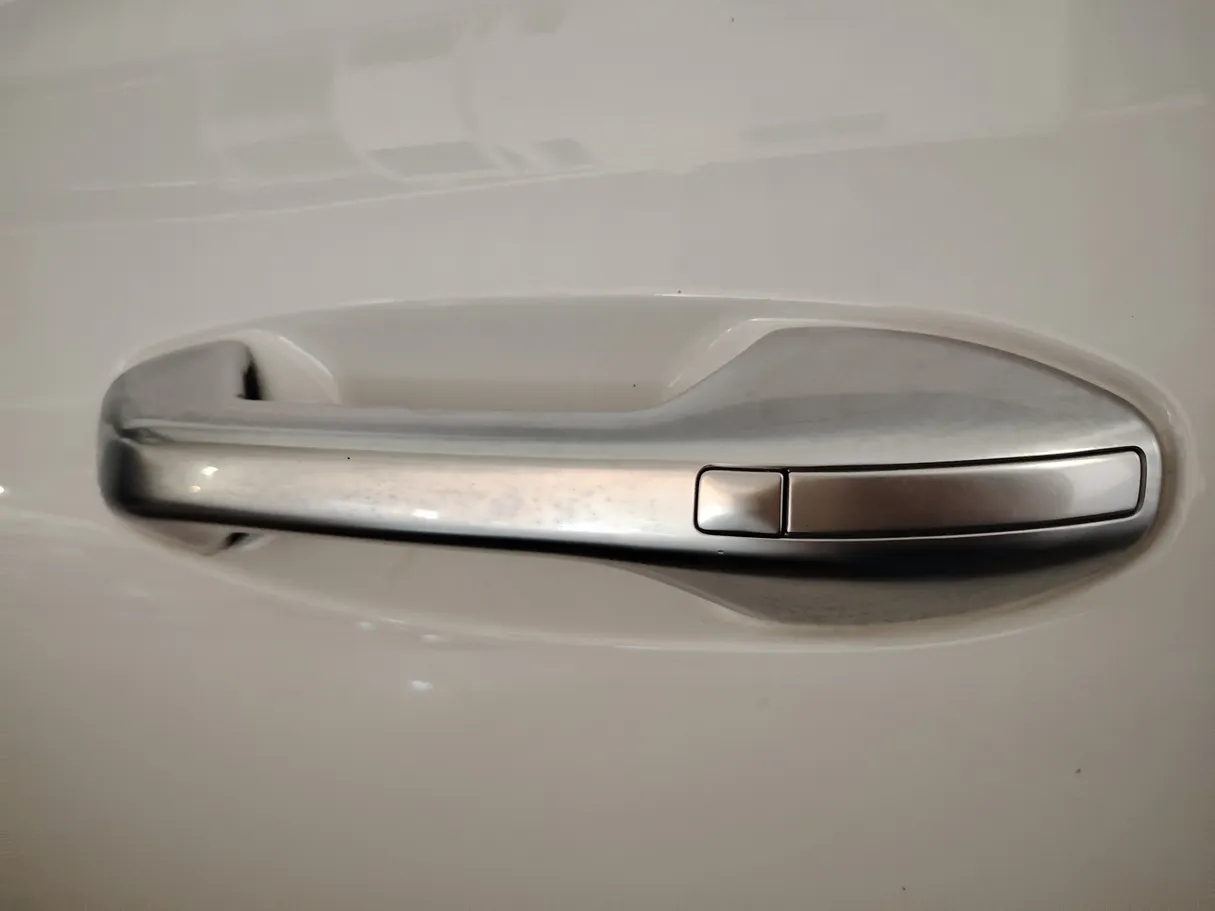 Car image 31