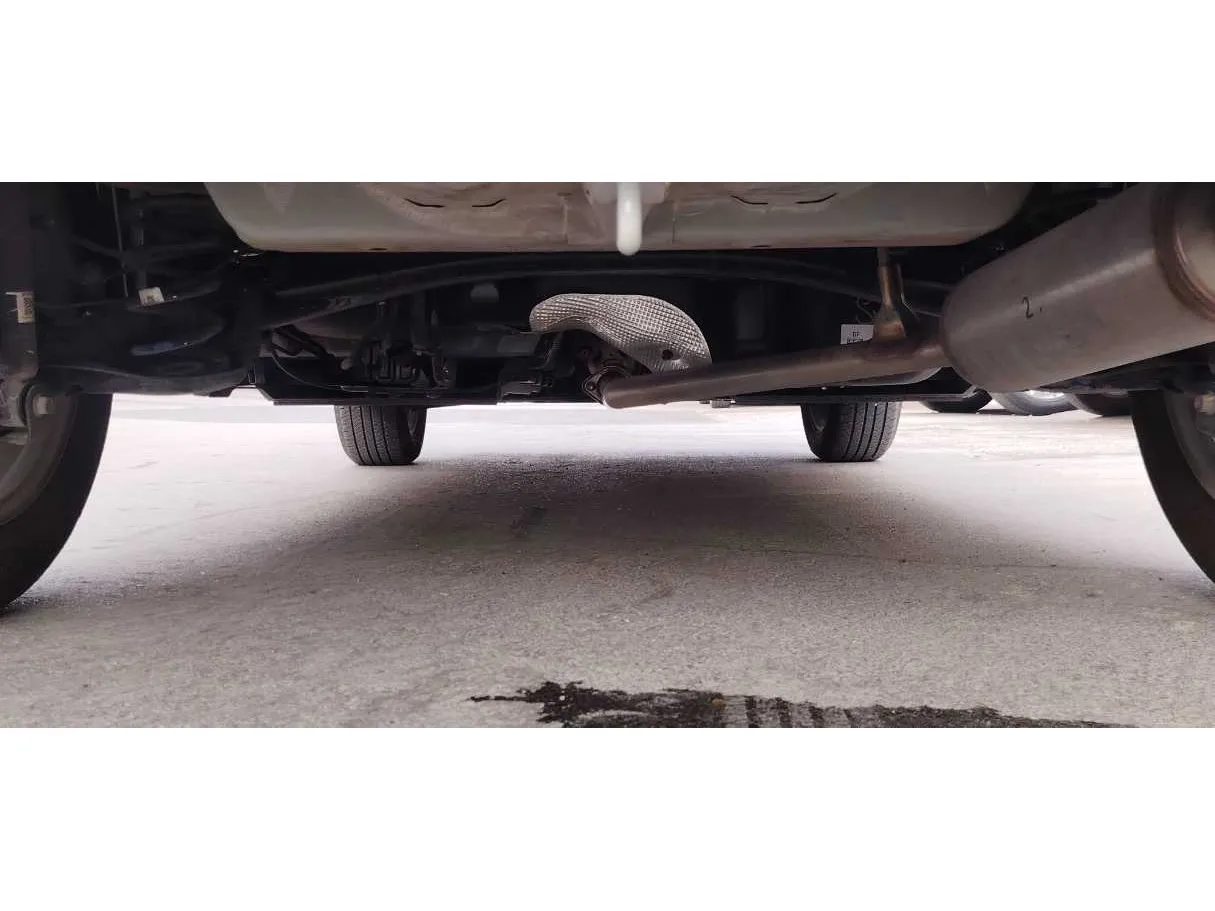 Car image 33